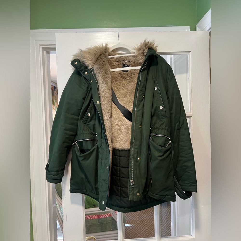 Zara green winter coat with fur Trim and hood
